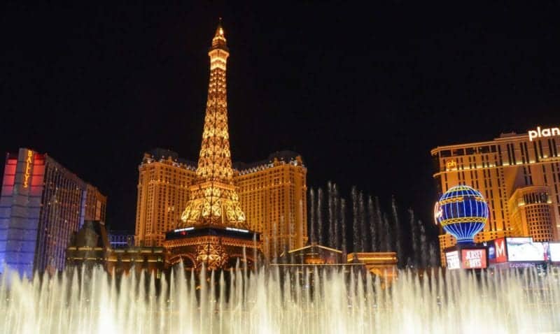 A Backpackers Guide to Las Vegas