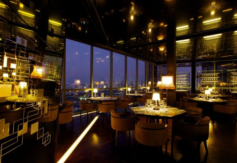 A Guide to the Top Rooftop Bars and Hottest Restaurants in Bangkok