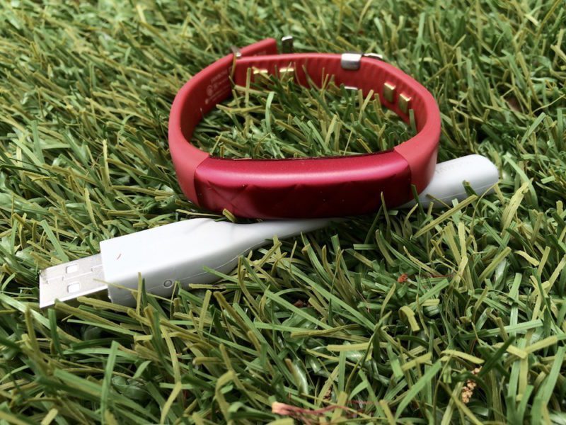 Jawbone UP3 review – Stay fit and fashionable