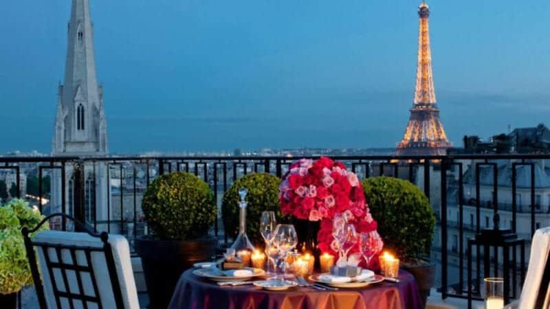 Four Seasons Hotel Paris