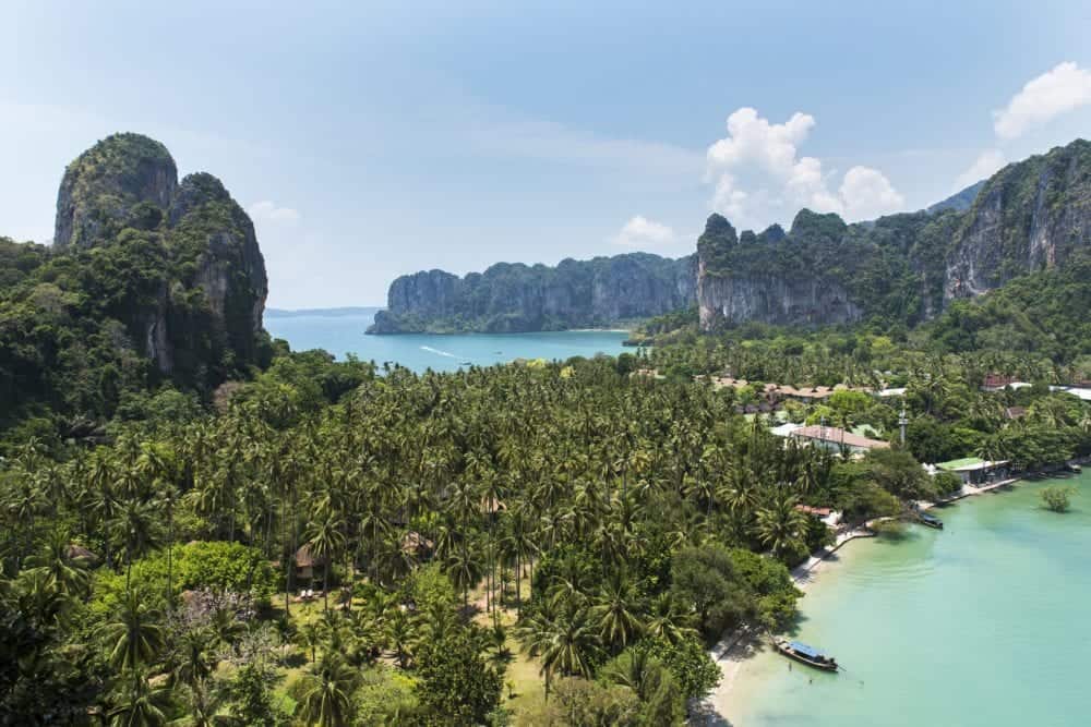 Phuket or Krabi - Choosing the Perfect Destination for your Thailand Trip