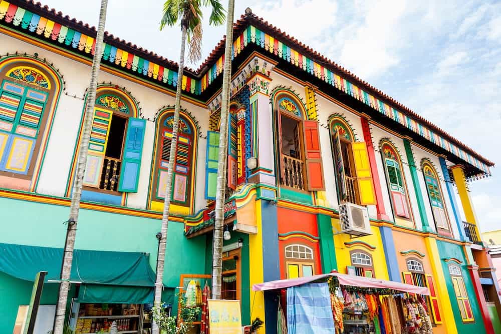 SINGAPORE - The colorful house of Tan Teng Niah in Singapore's Little India. This eight-room Chinese villa was built by Chinese businessman Tan Teng Niah in 1900. It's the last surviving Chinese villa in Little India.
