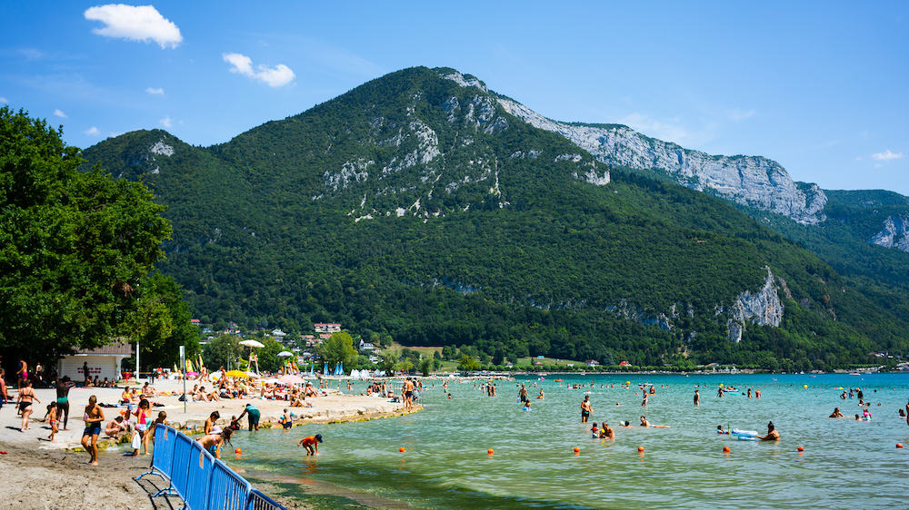 The Ultimate Travel Guide to Annecy