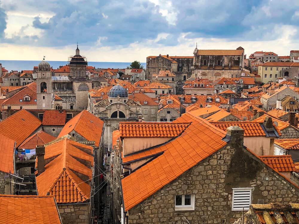 One of the main attractions of Dubrovnik’s Old Town is the ancient fortress walls (the part of town very well known to fans of “Game of Thrones”)