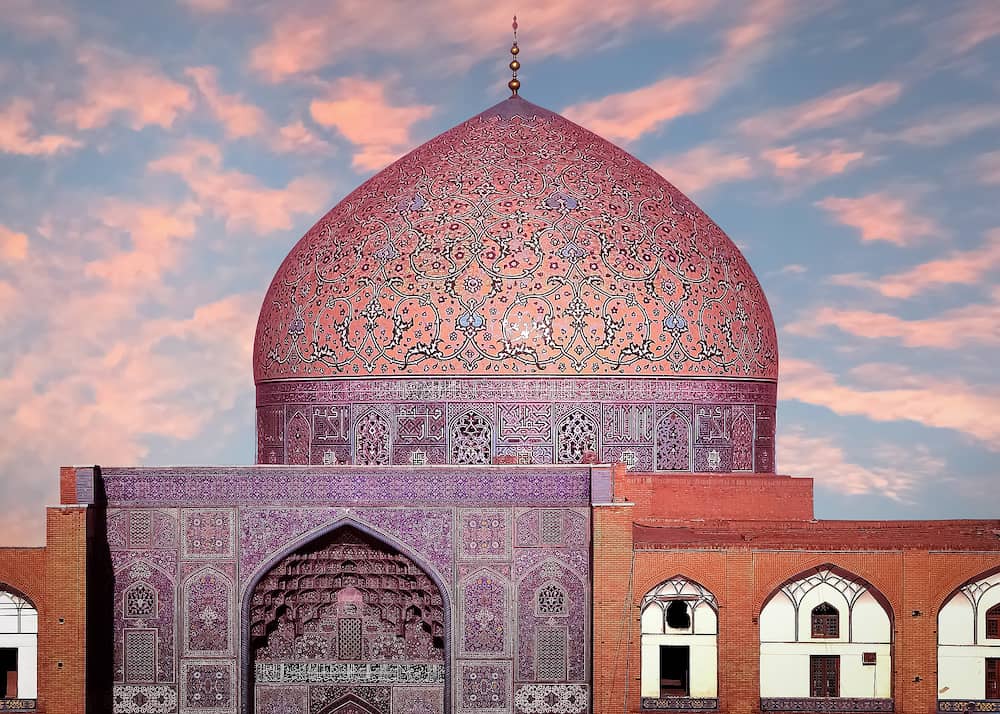 Iran. Persia. Isfahan. Dome of Sheikh Lotfollah Mosque at Naqsh-e Jahan square in Isfahan. 17th century.