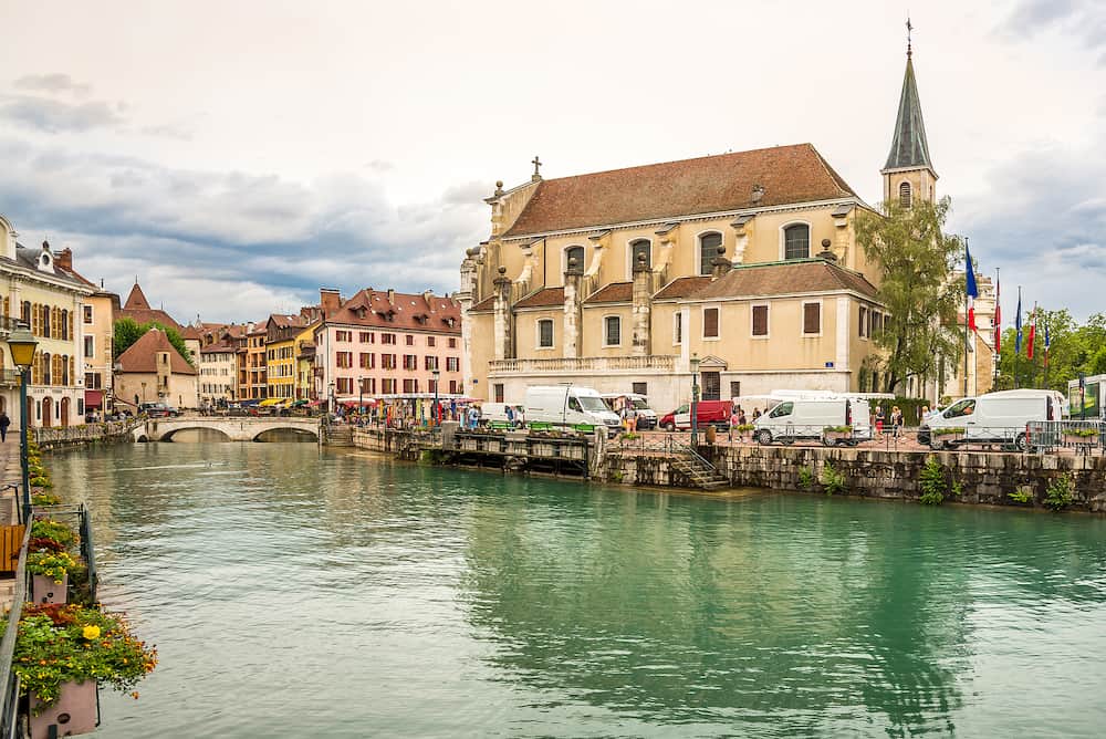 ANNECY, FRANCE - View at the Church of Saint Francois de Sales with Thiou river in Annecy. Annecy is the prefecture and largest city of the Haute-Savoie department in France.