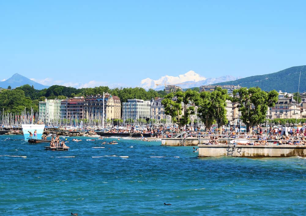 Bains des Paquis during summertime at the lake of Geneva, Geneva city
