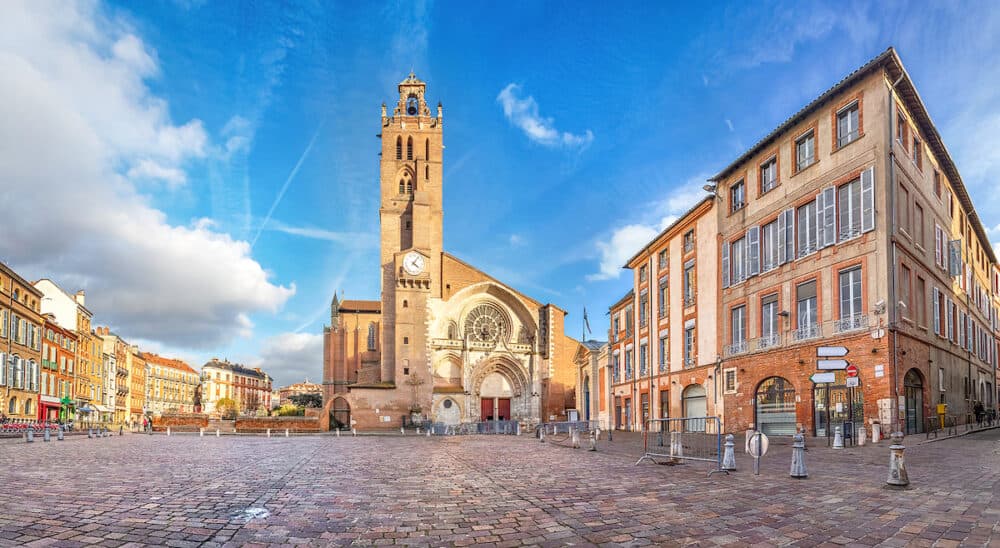 Panorama of Saint-Etienne square with Saint Stephen's Cathedral in Toulouse, France