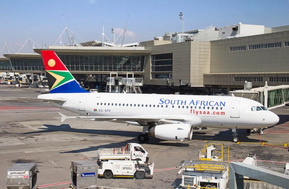 JOHANNESBURG - Airbus A320 disembarking passengers after locall flight. Johannesburg Tambo airport is the busiest airport in Africa