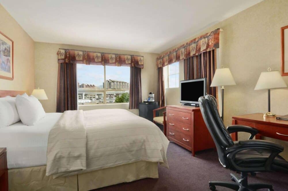 Days Inn by Wyndham Vancouver Airport

