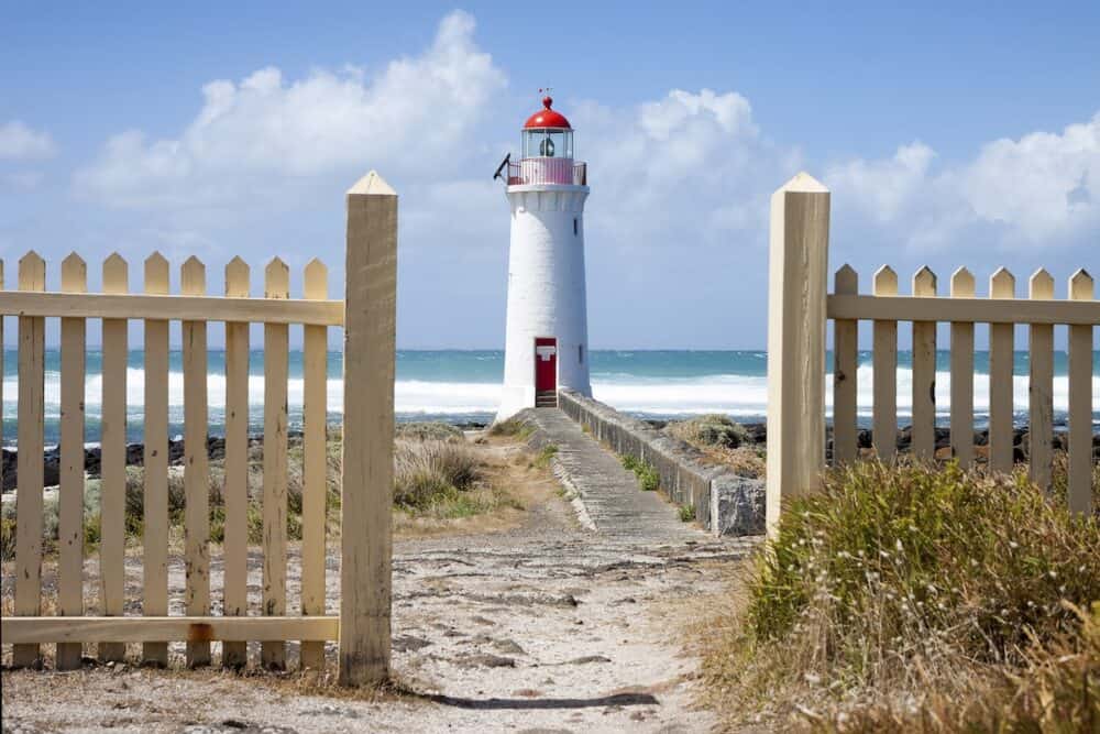 Port Fairy Lighthouse, Griffiths Island, Great Ocean Road, Victoria, Australia